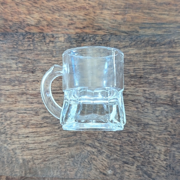 Tiny beer stein shot glass - Picture 5 of 5